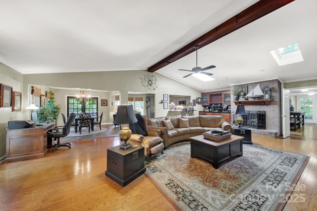 4 Hummingbird Ct Clover, SC 29710