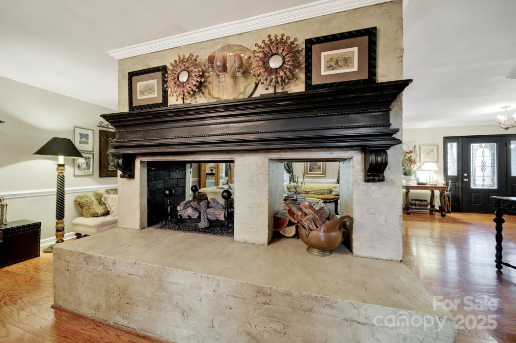 4 Hummingbird Ct Clover, SC 29710