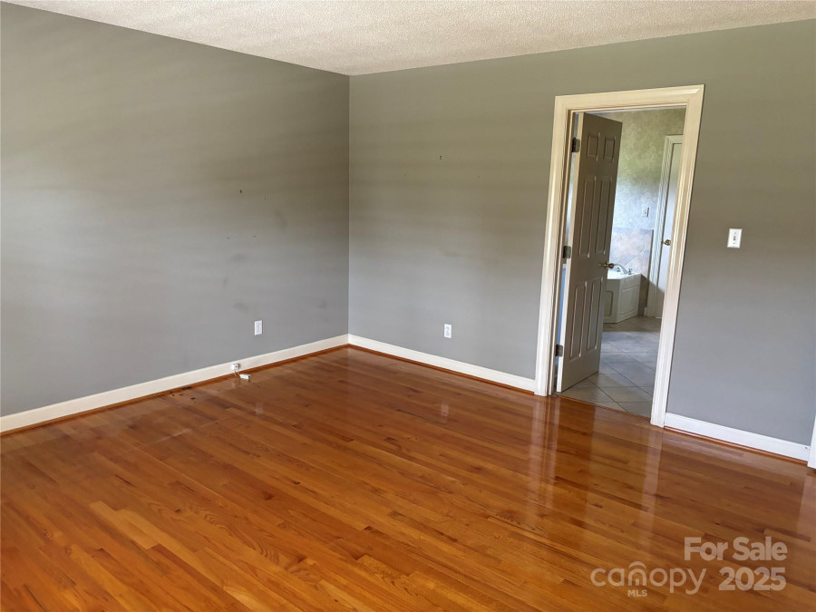 2417 Lynwood Dr Lancaster, SC 29720