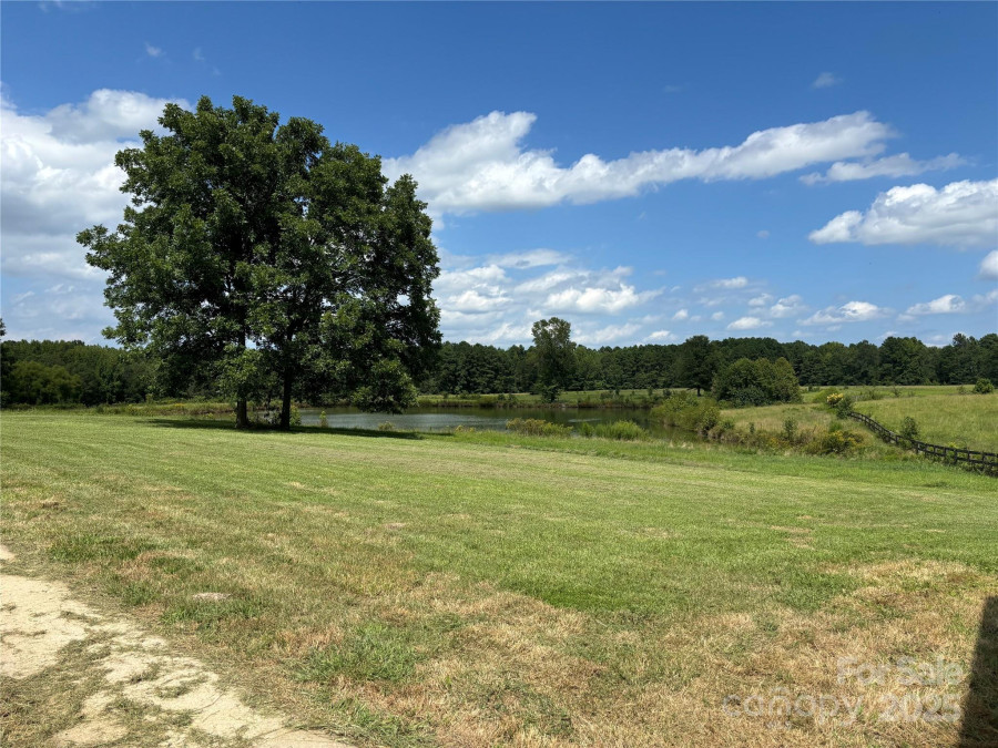 2417 Lynwood Dr Lancaster, SC 29720