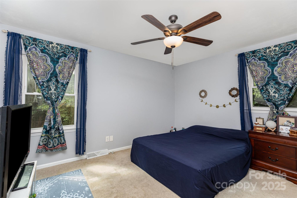 4813 Carving Tree Dr Mint Hill, NC 28227