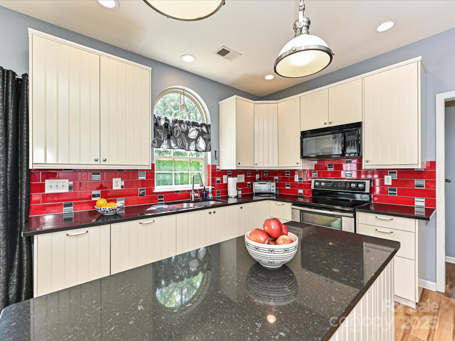 3914 Cassidy Dr Waxhaw, NC 28173