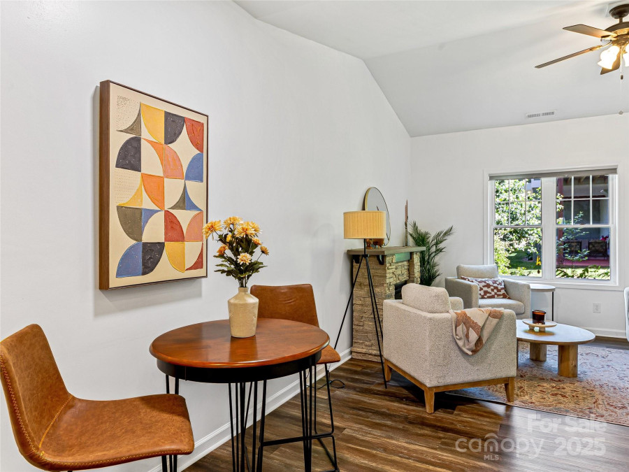 34 Gaia Ln Asheville, NC 28806