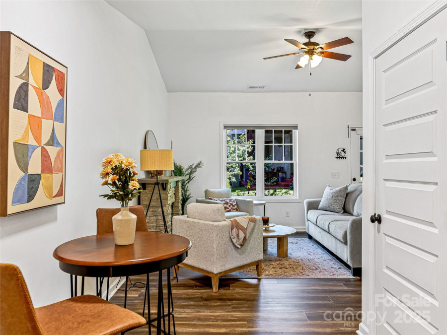 34 Gaia Ln Asheville, NC 28806