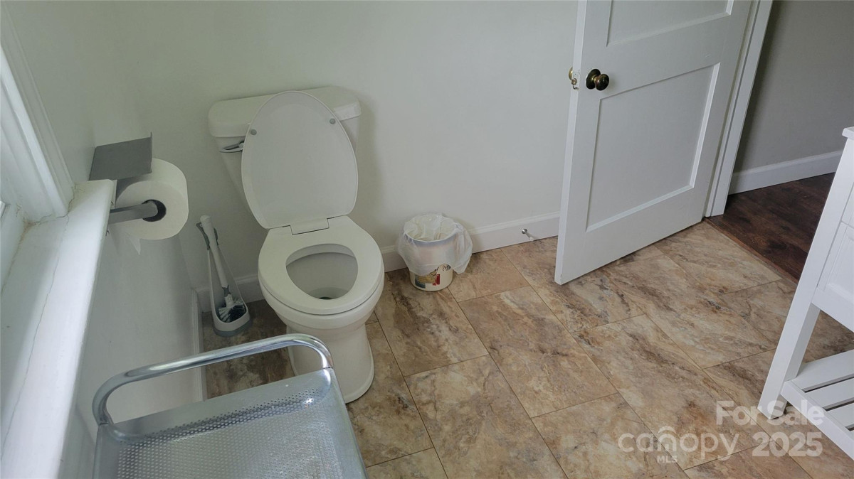 18 Misty Meadows Rd Burnsville, NC 28714