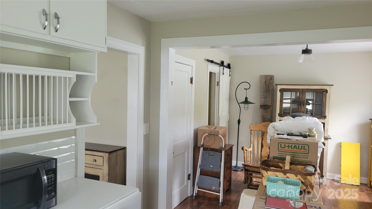 18 Misty Meadows Rd Burnsville, NC 28714