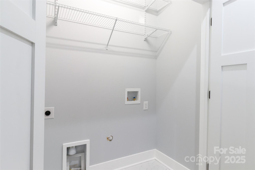 2302 Jordi Way Charlotte, NC 28213