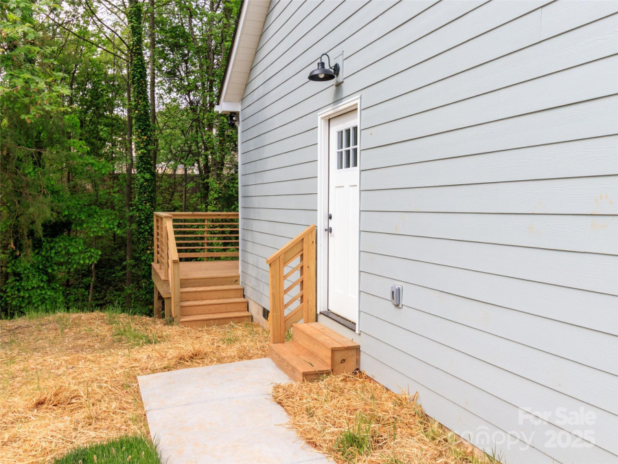 2302 Jordi Way Charlotte, NC 28213