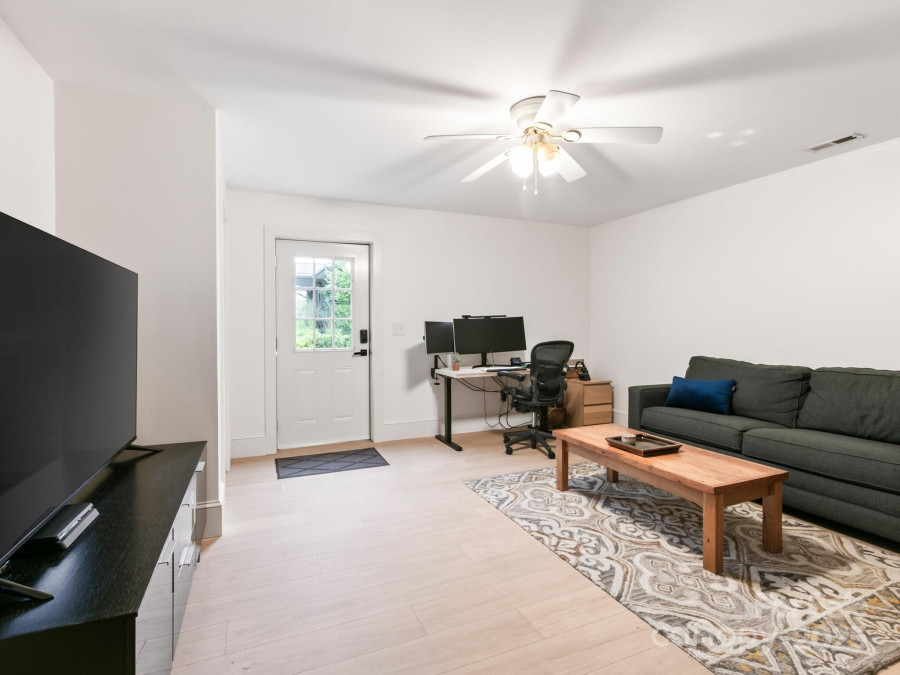 612 Christian Creek Rd Swannanoa, NC 28778