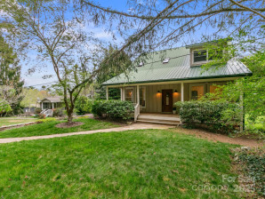 612 Christian Creek Rd Swannanoa, NC 28778