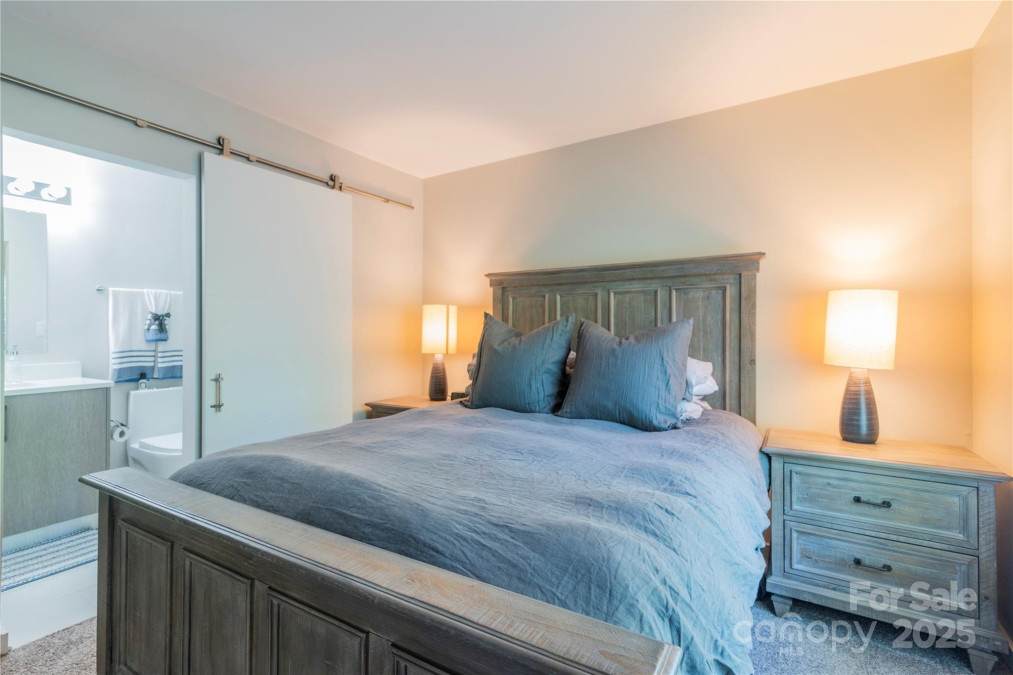 1529 Briar Creek Rd Charlotte, NC 28205