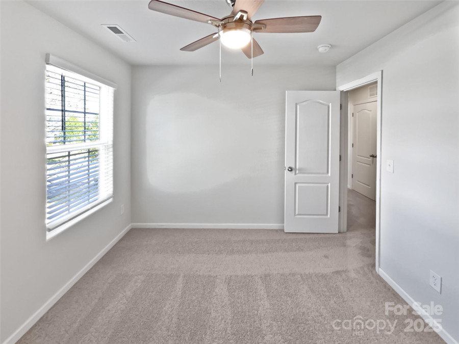 3357 Ellingford Rd Charlotte, NC 28214
