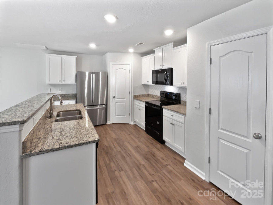 3357 Ellingford Rd Charlotte, NC 28214