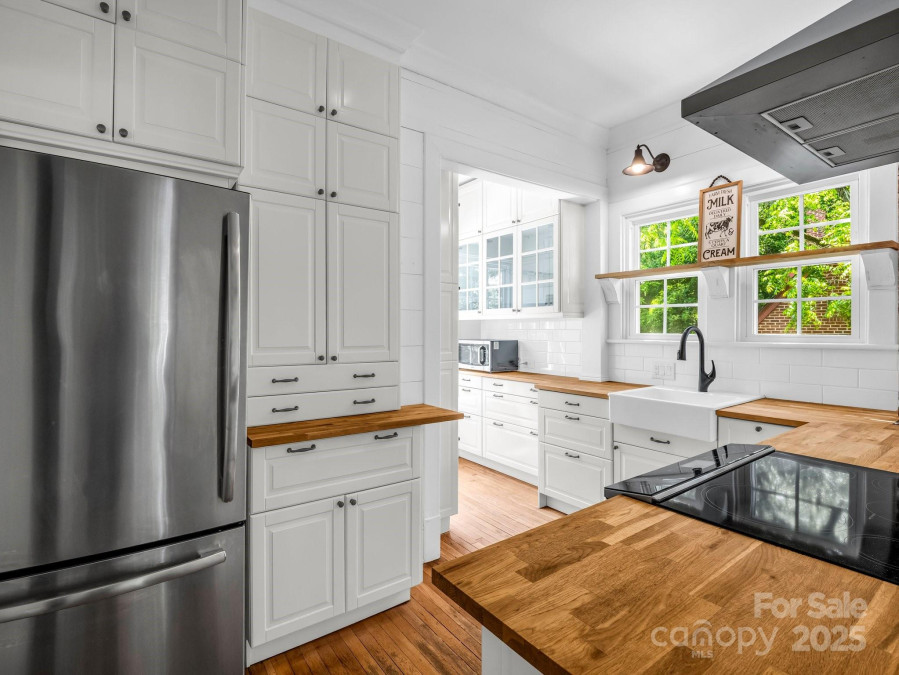 201 6th St Rutherfordton, NC 28139