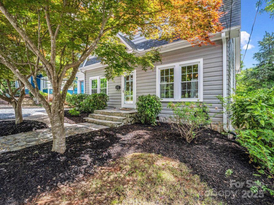 201 6th St Rutherfordton, NC 28139