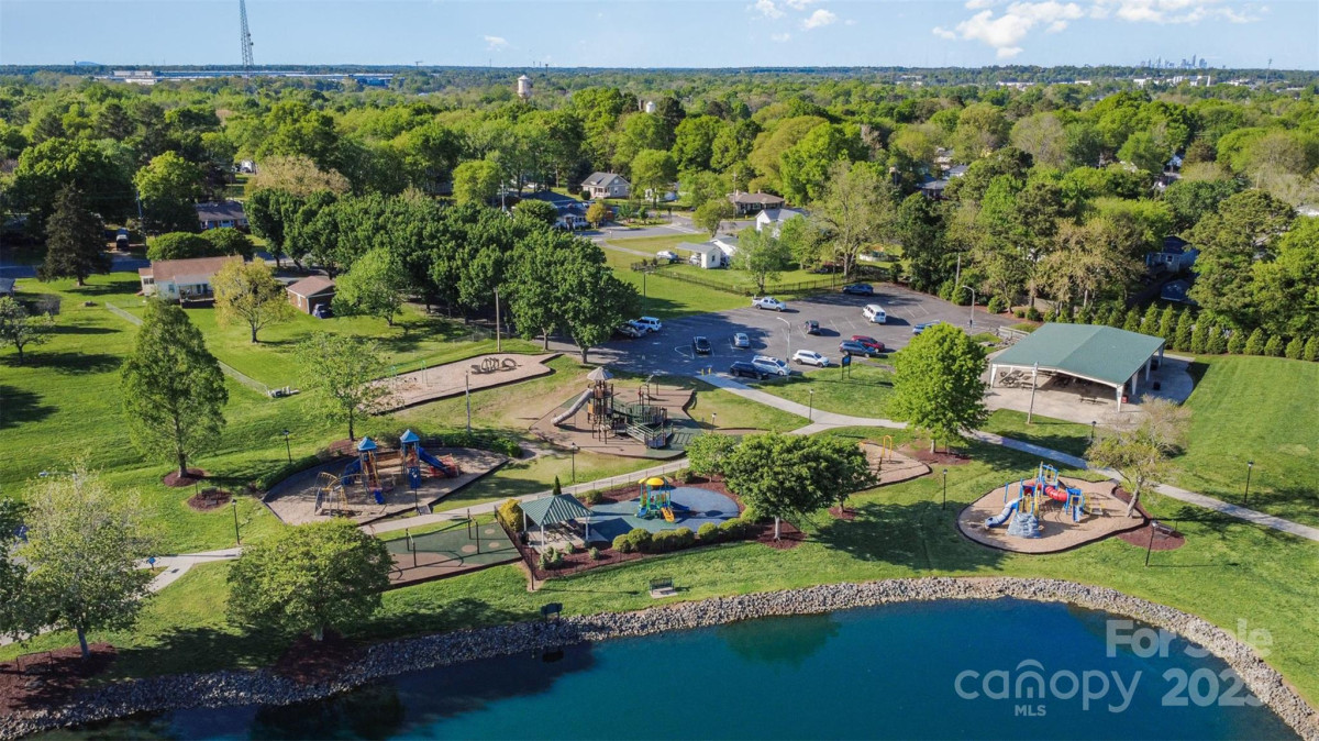158 Water Oak Dr Pineville, NC 28134