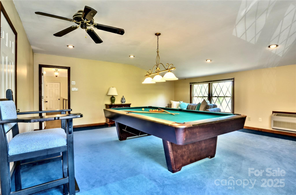 8835 Glencroft Rd Mint Hill, NC 28227