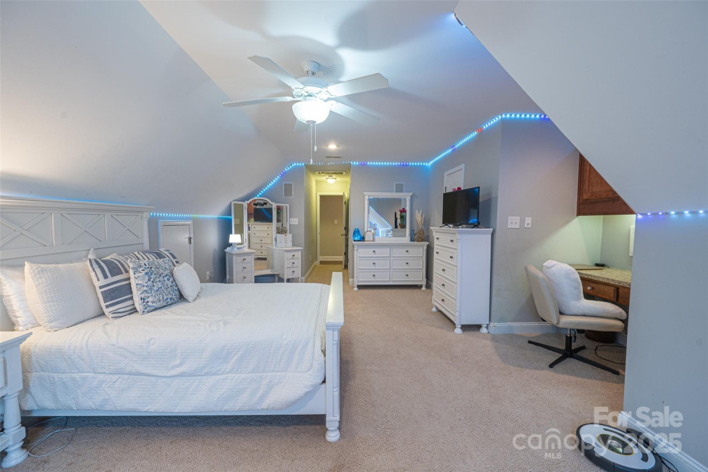 260 Ingonish Dr Gastonia, NC 28056