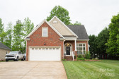 260 Ingonish Dr Gastonia, NC 28056