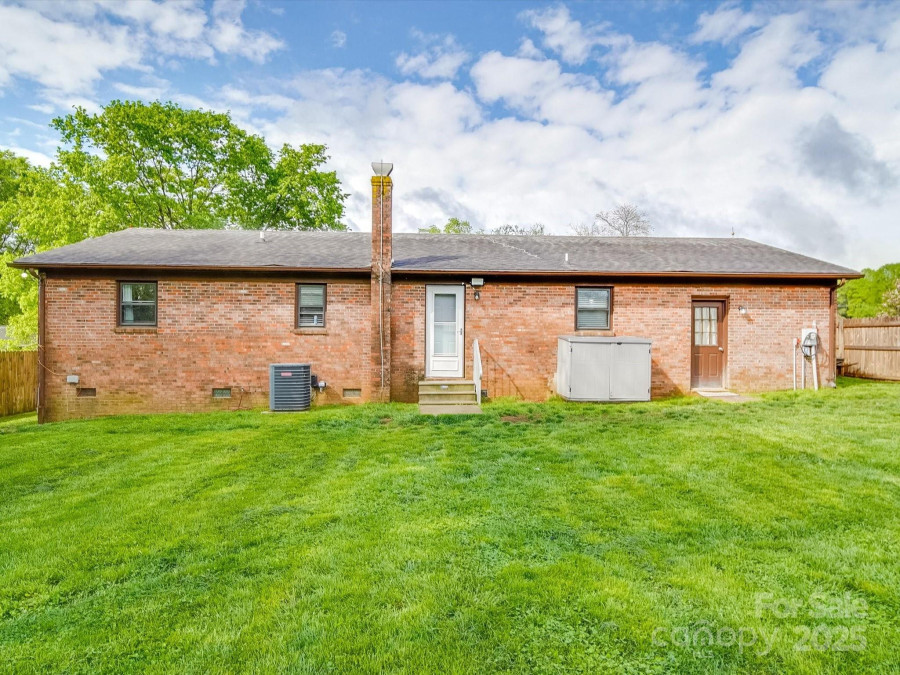 1315 Holshouser Rd Rockwell, NC 28138