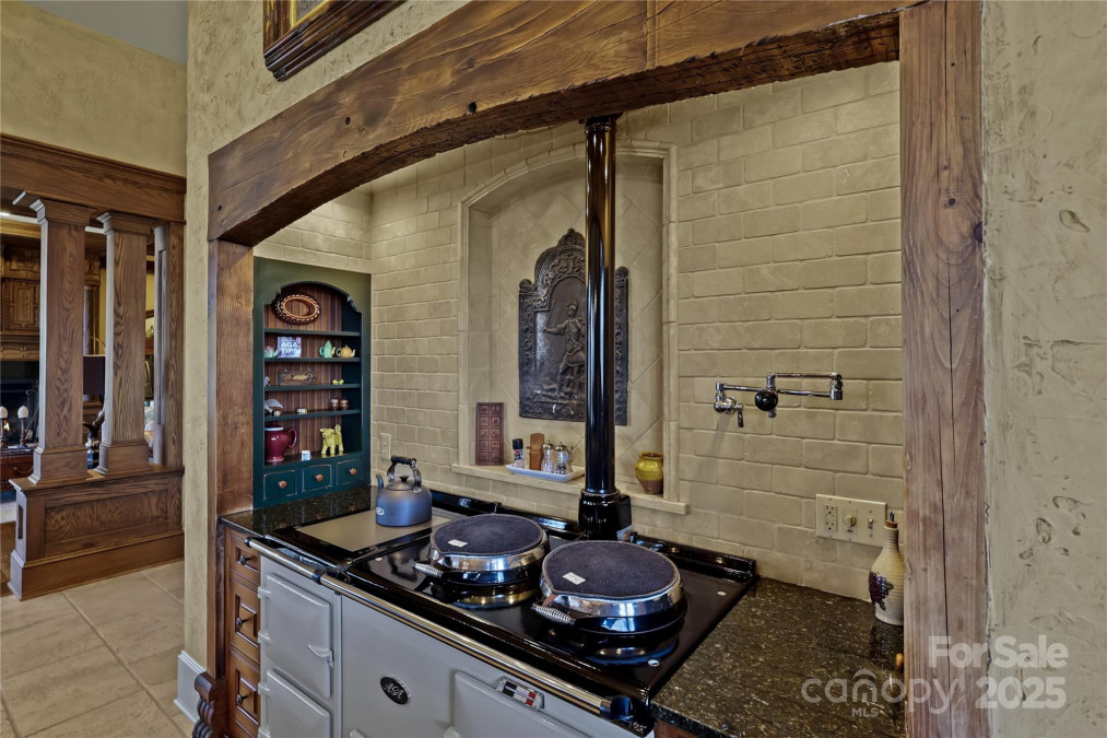 205 Indrio Rd Blowing Rock, NC 28605