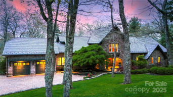 205 Indrio Rd Blowing Rock, NC 28605