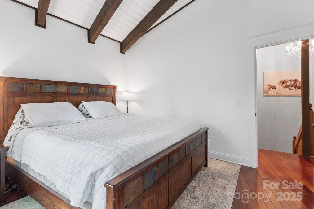 188 Echo Dr Laurel Park, NC 28739
