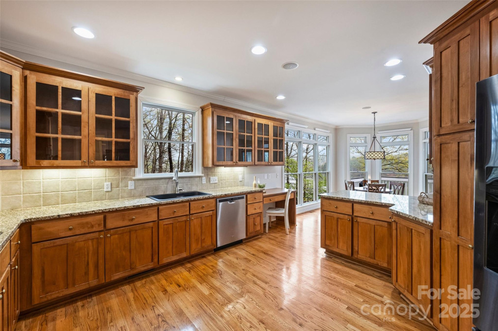 272 Harbor Ridge Dr Statesville, NC 28677
