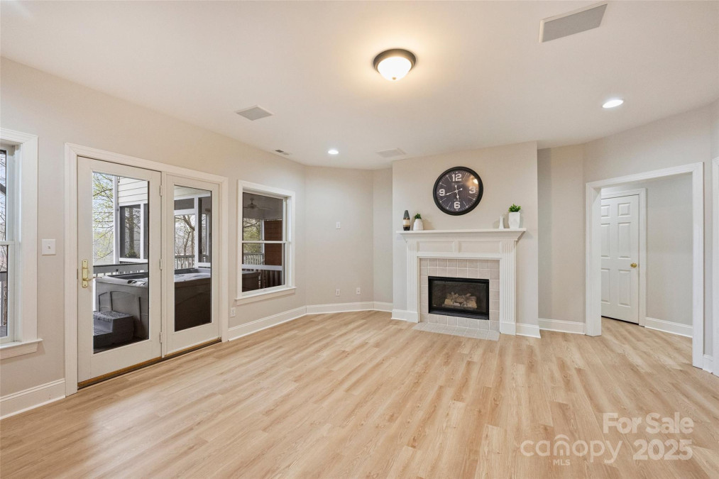 272 Harbor Ridge Dr Statesville, NC 28677