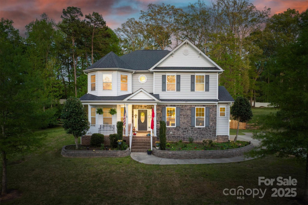 139 Autumn Grove Ln Mooresville, NC 28115