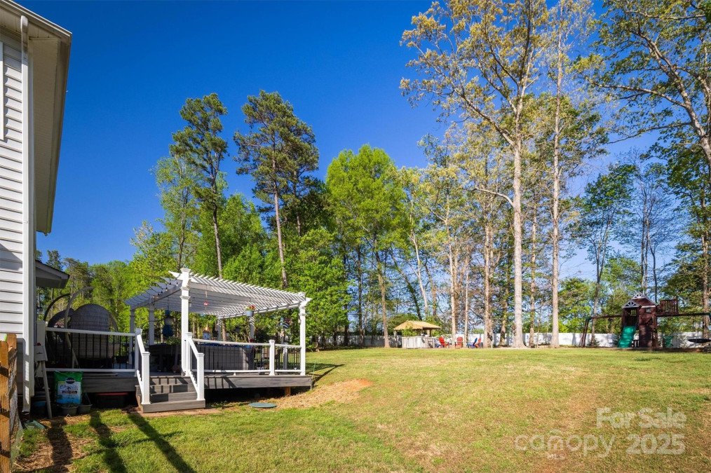 139 Autumn Grove Ln Mooresville, NC 28115