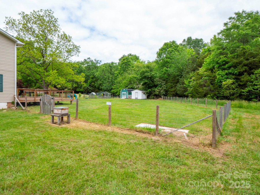 915 Gate Rd Monroe, NC 28112