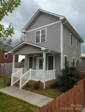 932 3rd Street Pl Hickory, NC 28602