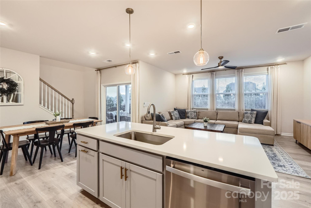 15116 Caspian Way Charlotte, NC 28278