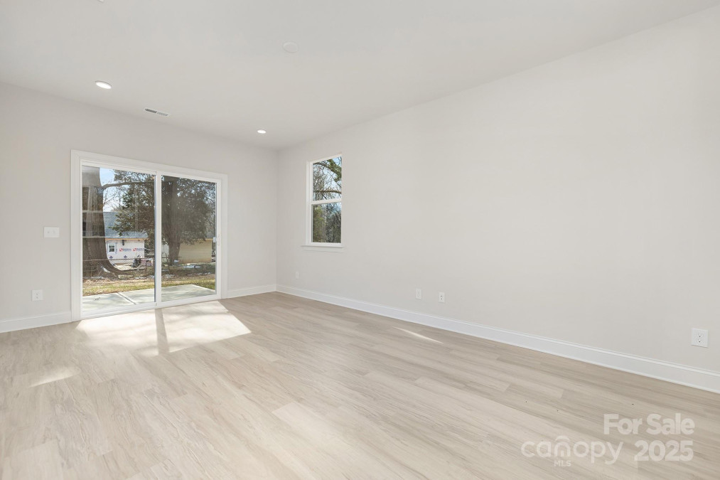 628 Old Salisbury Rd Statesville, NC 28677