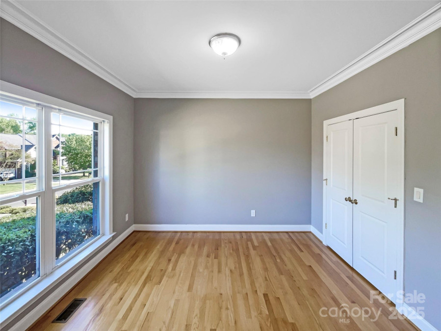 5104 Shannamara Dr Matthews, NC 28104