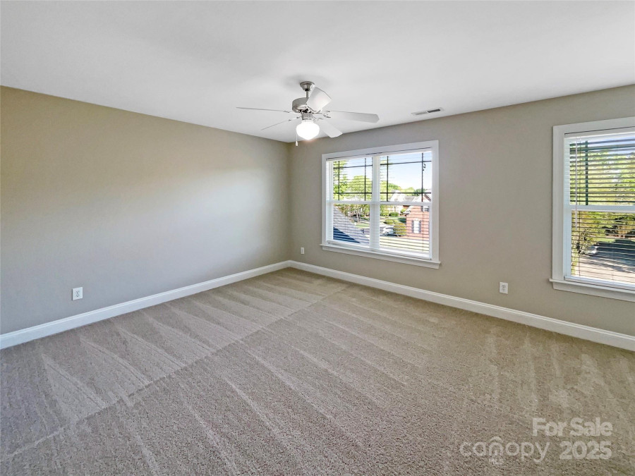 5104 Shannamara Dr Matthews, NC 28104