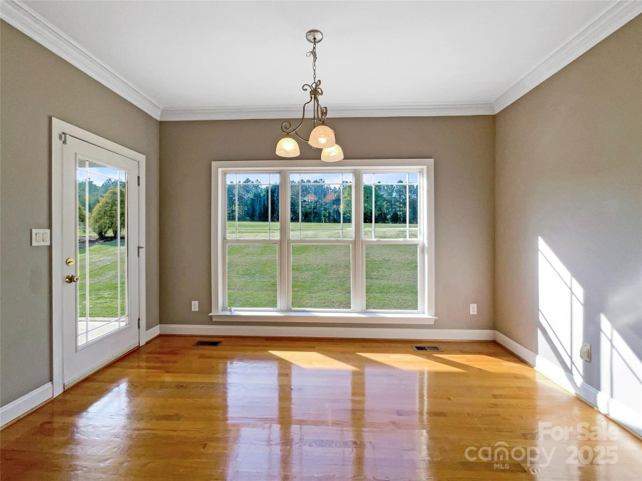 5104 Shannamara Dr Matthews, NC 28104