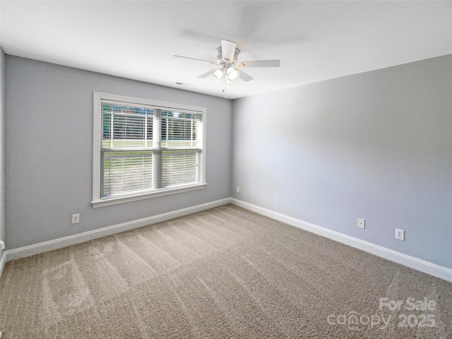 5104 Shannamara Dr Matthews, NC 28104