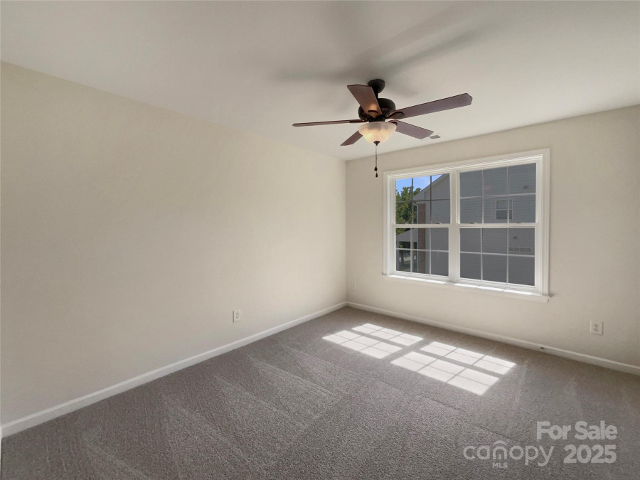 2163 Woodstream Rd Harrisburg, NC 28075