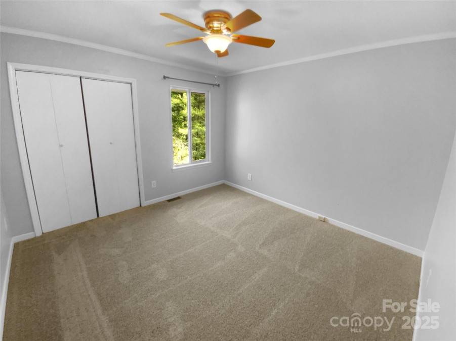 8000 Briardale Dr Charlotte, NC 28212
