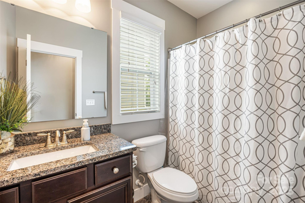 487 Hawks Creek Pw Fort Mill, SC 29708