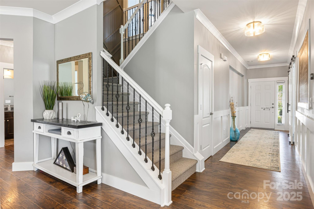 487 Hawks Creek Pw Fort Mill, SC 29708