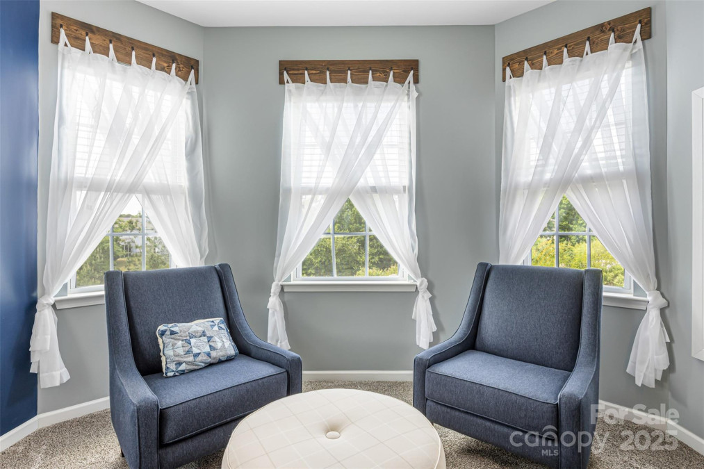 487 Hawks Creek Pw Fort Mill, SC 29708