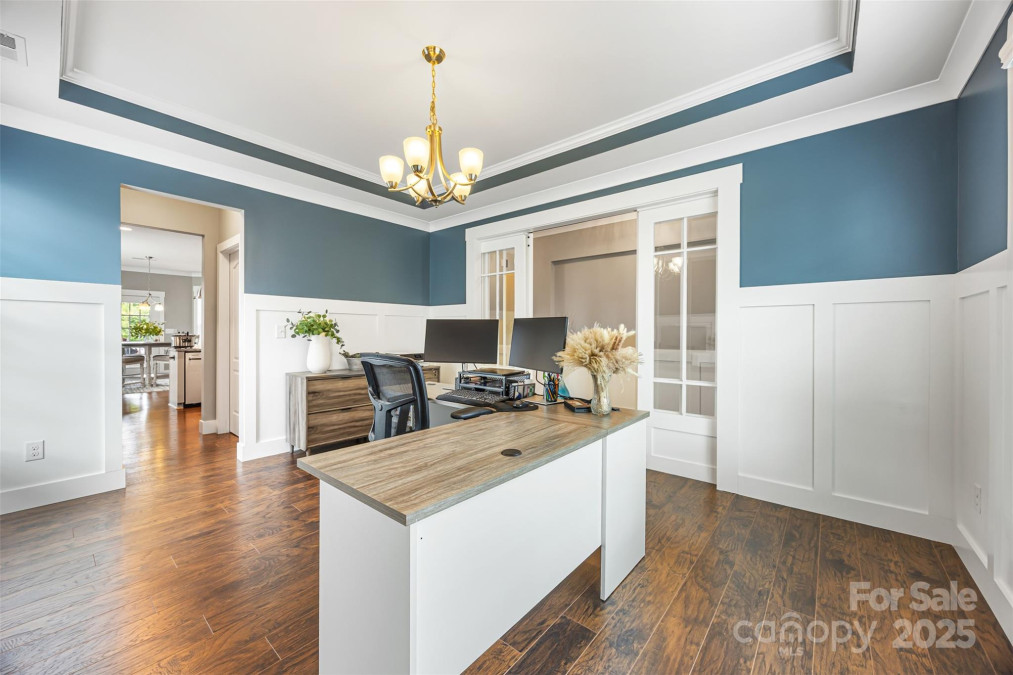 487 Hawks Creek Pw Fort Mill, SC 29708