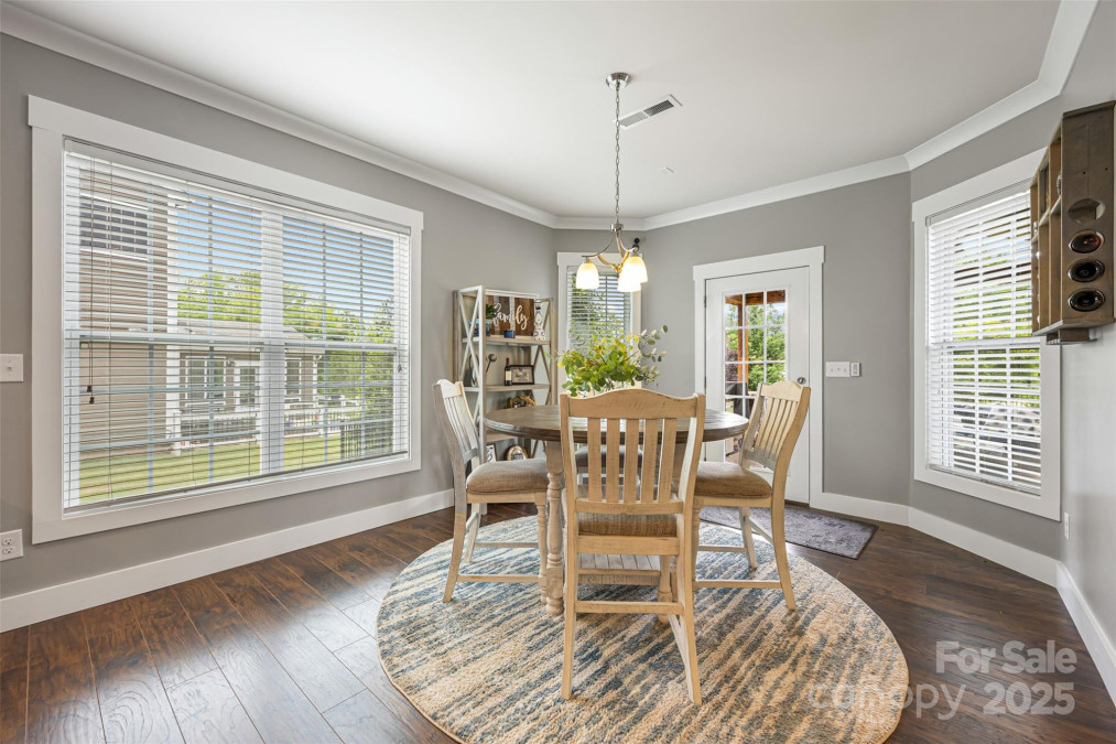 487 Hawks Creek Pw Fort Mill, SC 29708
