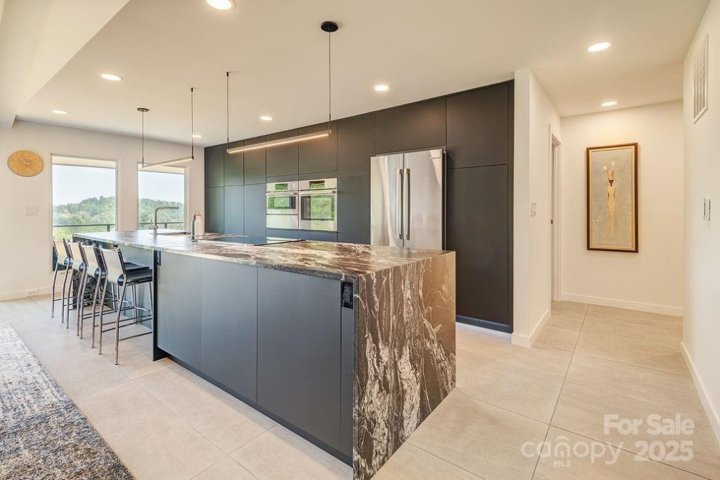 480 Windsor Rd Asheville, NC 28804