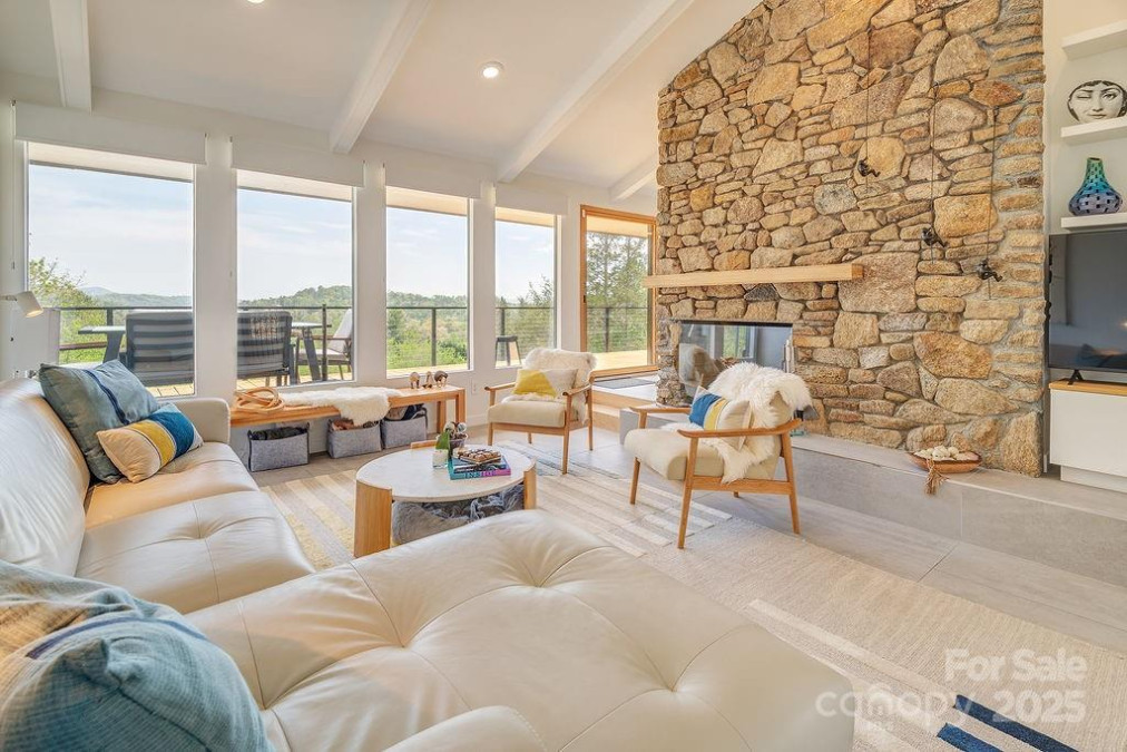 480 Windsor Rd Asheville, NC 28804