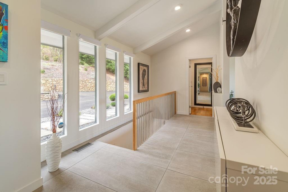 480 Windsor Rd Asheville, NC 28804