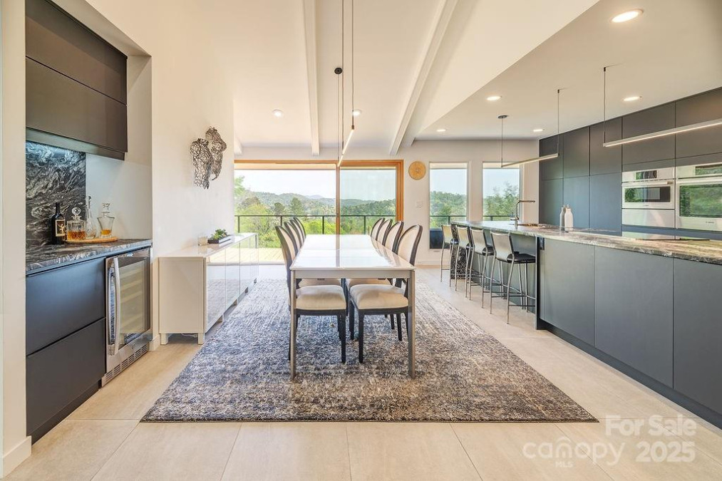 480 Windsor Rd Asheville, NC 28804